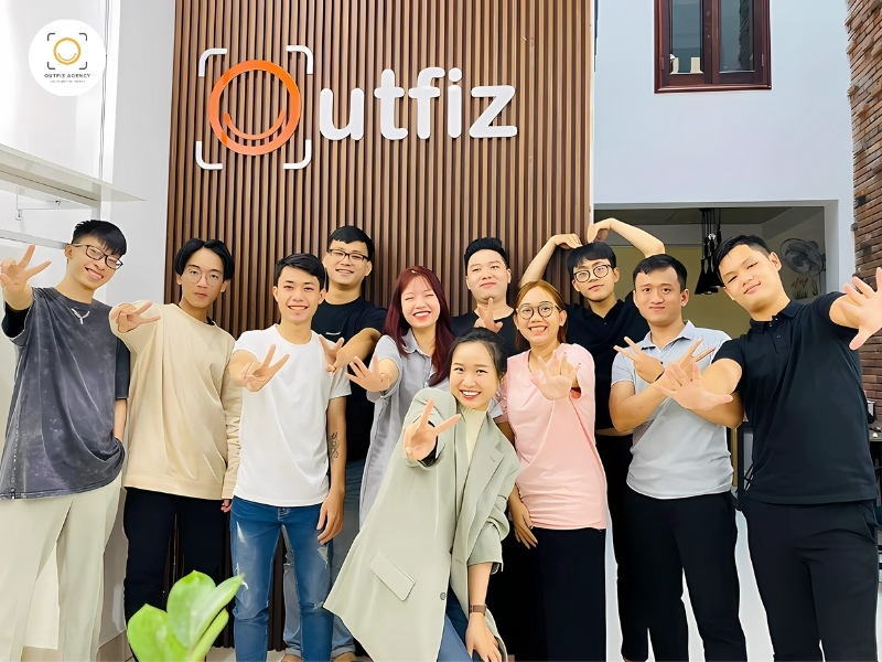 Outfiz Agency - Công ty thiết kế website Đà Nẵng uy tín, chuyên nghiệp với đội ngũ trẻ trung và sáng tạo